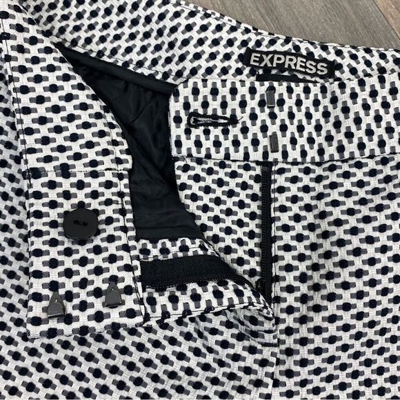 Express Editor Swiss Dot Crop Pants White Blue 2 - Picture 4 of 9